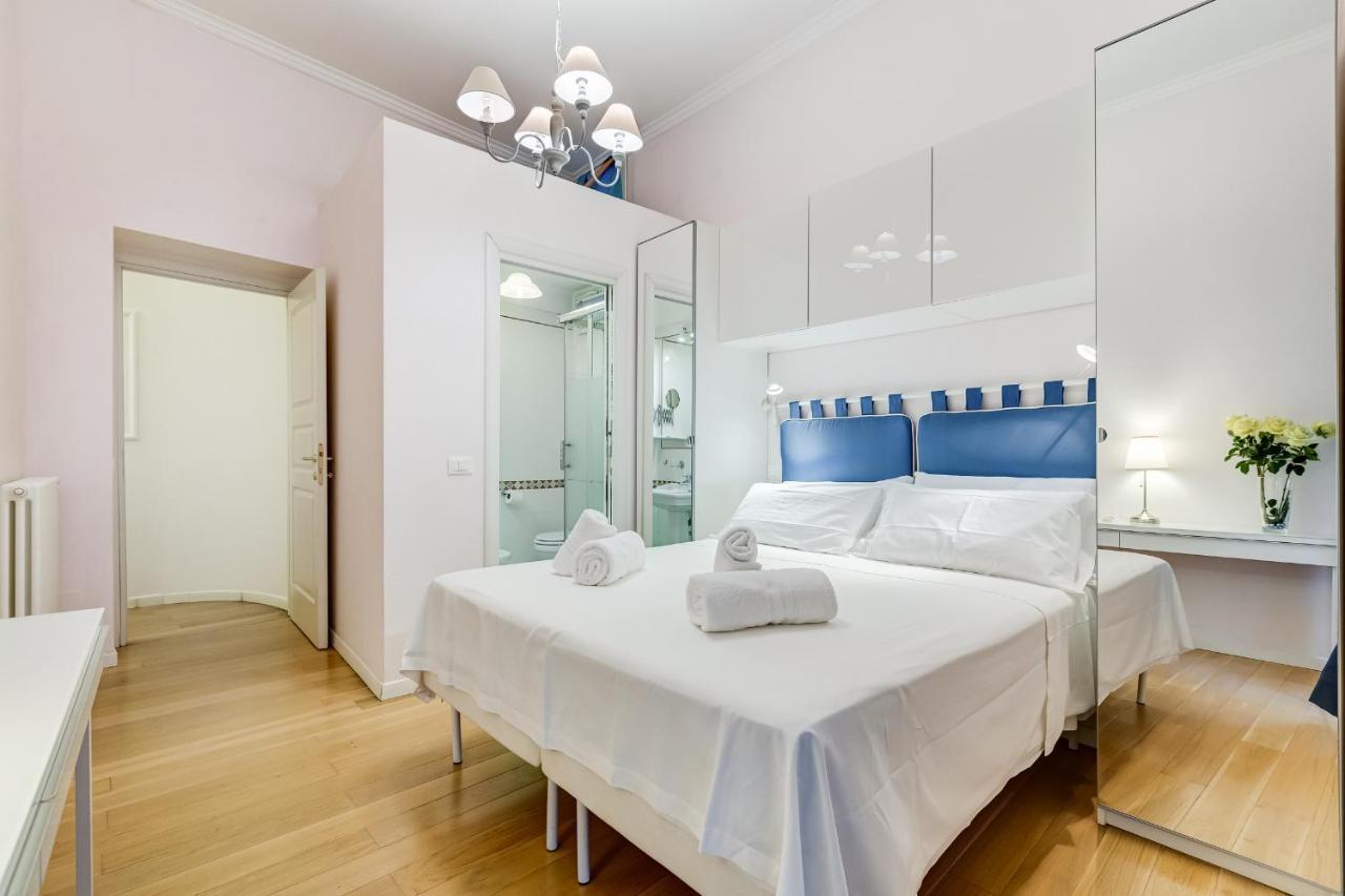 Trevi Fountain Modern Apartment Rome Exterior photo