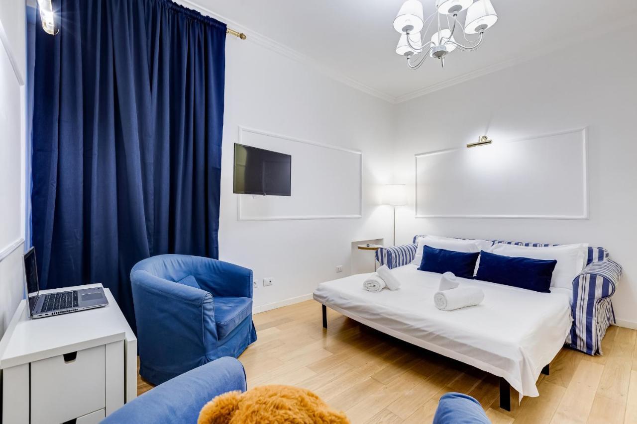 Trevi Fountain Modern Apartment Rome Exterior photo